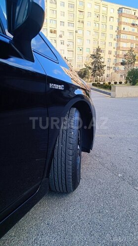 Toyota Prius 2013, 239,000 km - 1.8 л - Bakı
