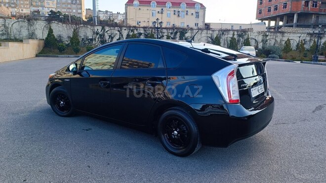 Toyota Prius 2013, 239,000 km - 1.8 л - Bakı