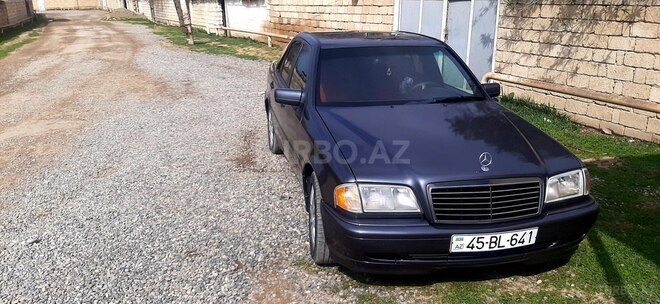 Mercedes C 200 1995, 410,000 km - 2.0 л - Şirvan