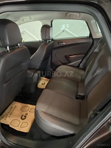 Opel Astra 2015, 142,562 km - 1.4 л - Bakı