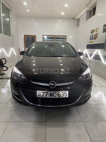 Opel Astra 2015, 142,562 km - 1.4 л - Bakı