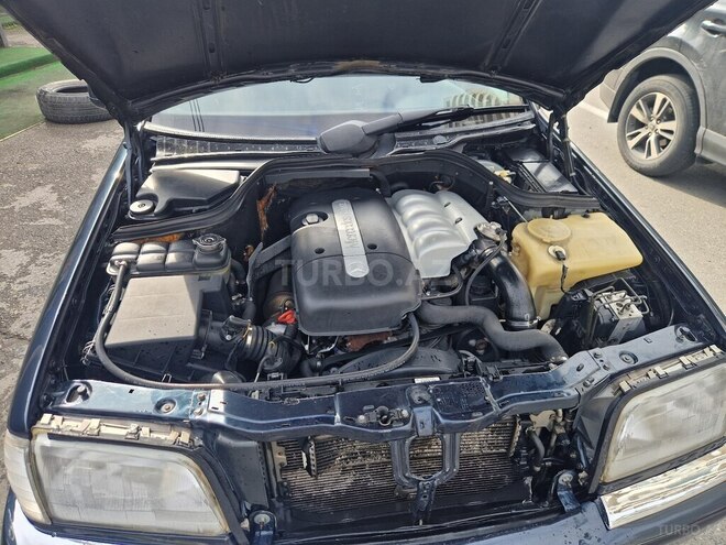 Mercedes C 220 1998, 300,000 km - 2.2 л - Bakı
