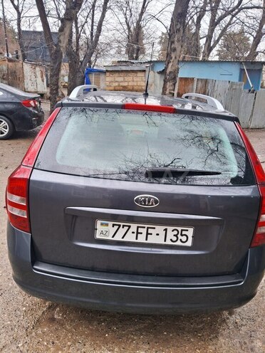 Kia Ceed 2009, 325,000 km - 1.6 л - Bakı