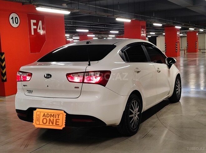 Kia Rio 2014, 130,000 km - 1.6 l - Bakı