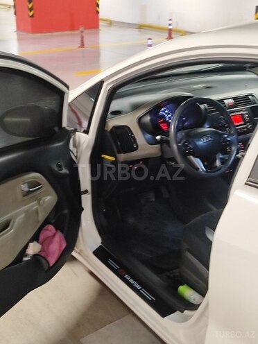 Kia Rio 2014, 130,000 km - 1.6 l - Bakı