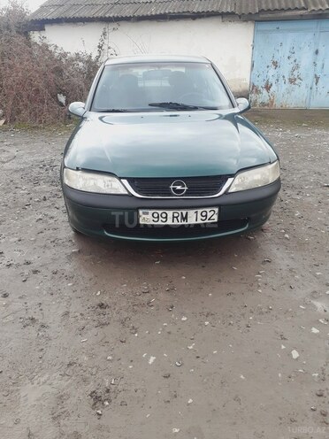 Opel Vectra 1996, 493,340 km - 1.6 л - Göyçay