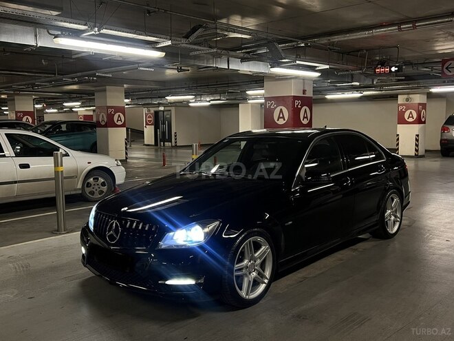 Mercedes C 250 2011, 320,000 km - 1.8 л - Bakı