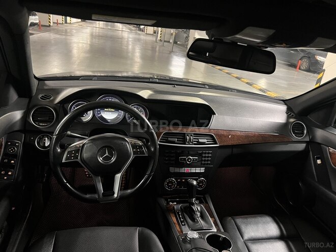 Mercedes C 250 2011, 320,000 km - 1.8 л - Bakı