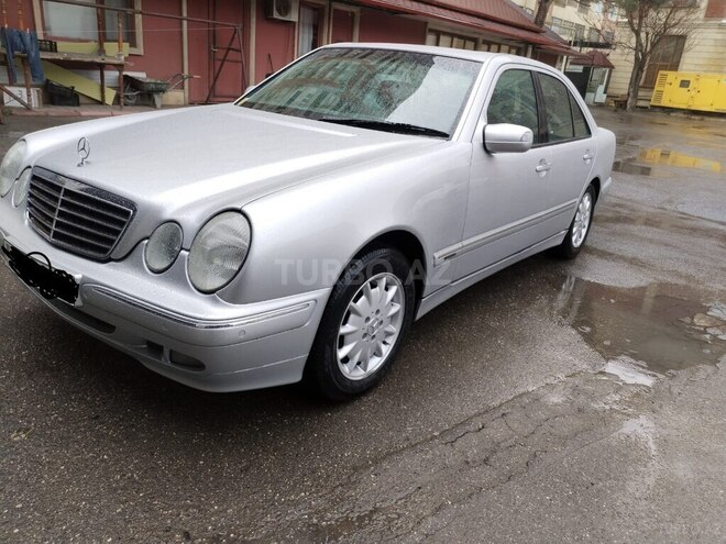 Mercedes E 240 2001, 262,818 km - 2.4 l - Bakı