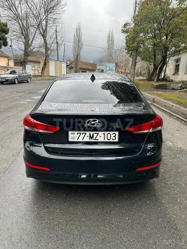 Hyundai Elantra 2017, 156,106 km - 2.0 l - Şəki