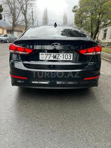 Hyundai Elantra 2017, 156,106 km - 2.0 l - Şəki
