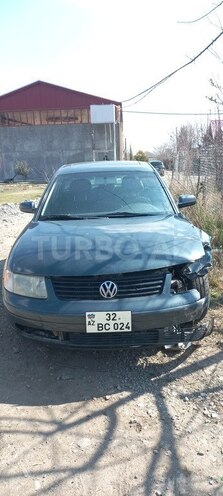 Volkswagen Passat 1999, 299,000 km - 1.8 л - Şəmkir