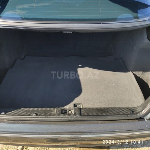 Mercedes E 270 2000, 527,854 km - 2.7 l - Qazax