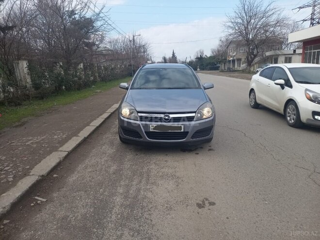 Opel Astra 2006, 250,000 km - 1.7 l - Masallı