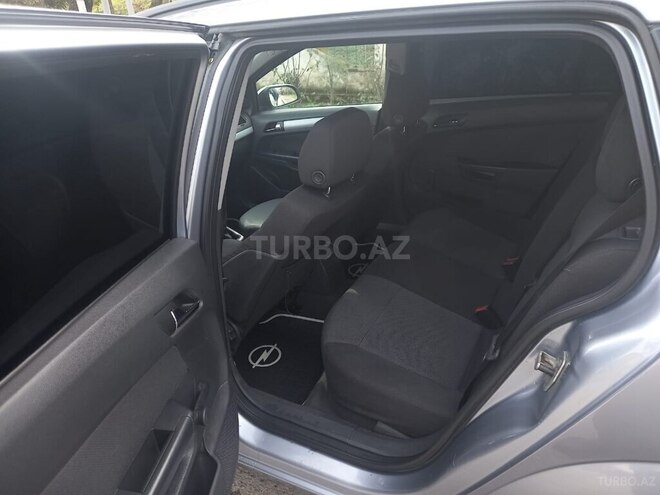 Opel Astra 2006, 250,000 km - 1.7 l - Masallı
