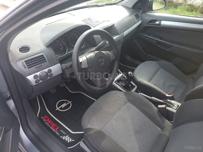Opel Astra 2006, 250,000 km - 1.7 l - Masallı