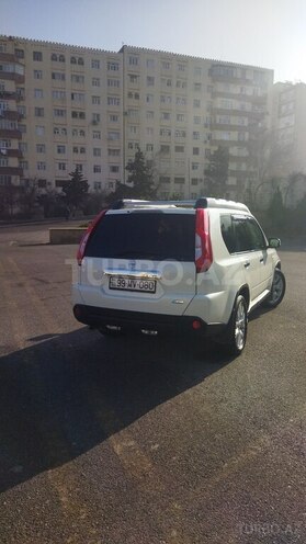 Nissan X-Trail 2013, 156,000 km - 2.5 l - Bakı