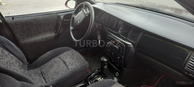 Opel Vectra 1996, 452,000 km - 1.6 l - Xaçmaz