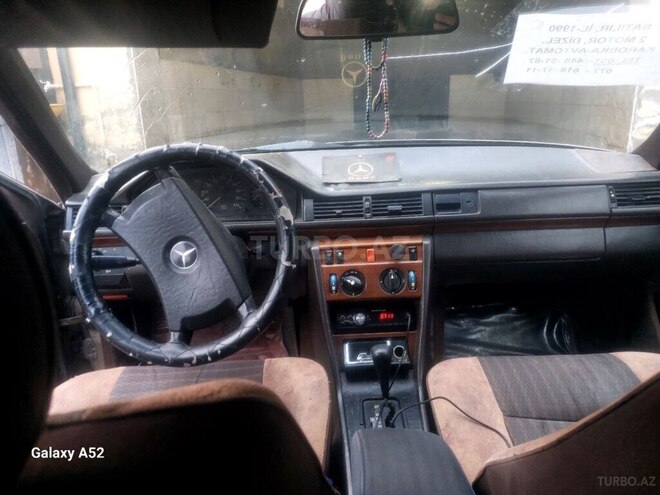 Mercedes E 200 1990, 444,444 km - 2.0 l - Masallı