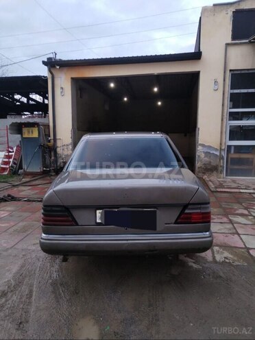 Mercedes E 200 1990, 444,444 km - 2.0 l - Masallı