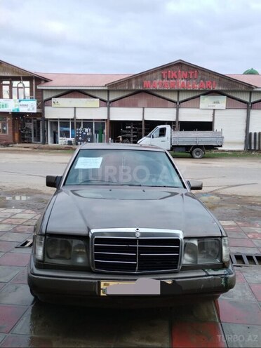 Mercedes E 200 1990, 444,444 km - 2.0 l - Masallı