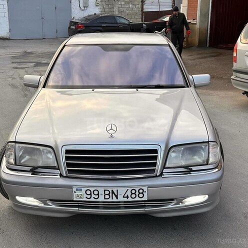 Mercedes C 220 1997, 330,000 km - 2.2 l - Bakı