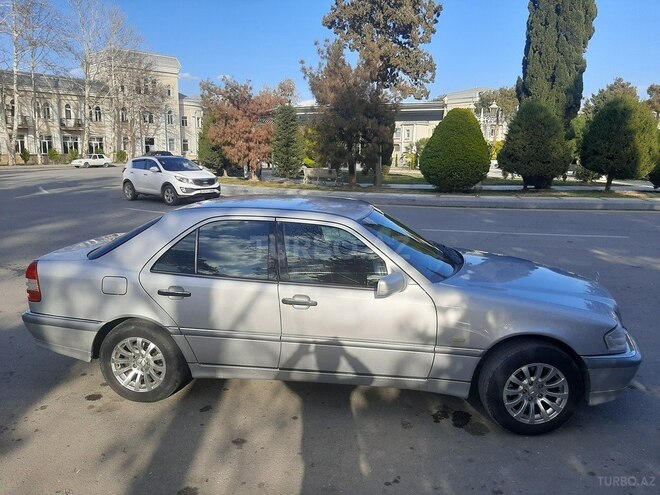 Mercedes C 240 1998, 201,111 km - 2.4 л - Mingəçevir