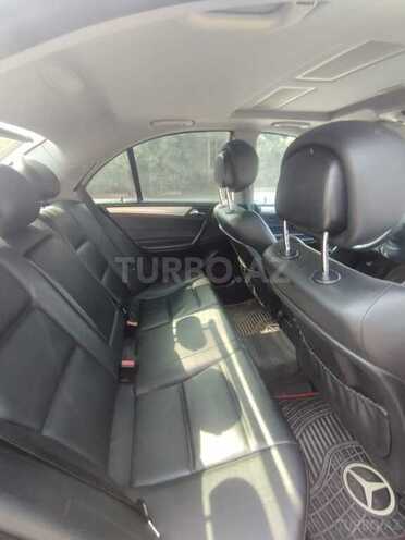 Mercedes C 230 2005, 180,000 km - 2.5 l - İmişli
