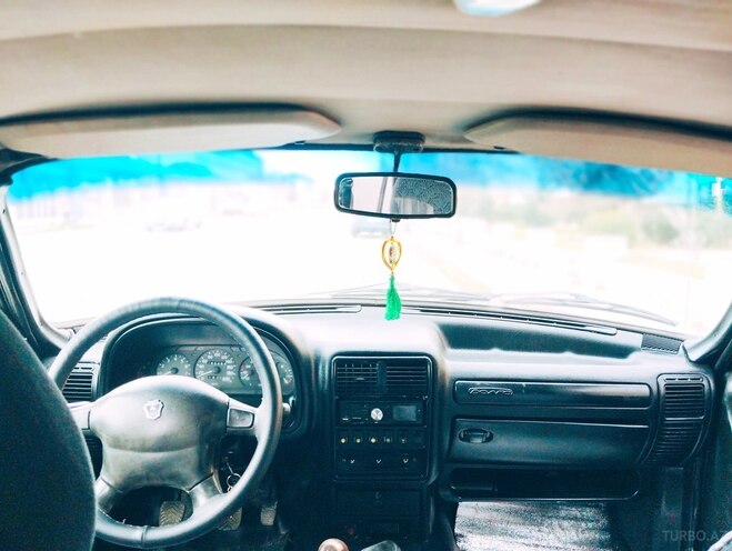 GAZ 3110 2003, 177,888 km - 2.4 л - Bakı