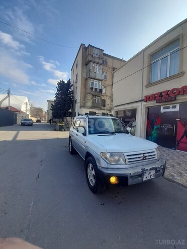 Mitsubishi Pajero io 1998, 300,000 km - 1.8 l - Bakı
