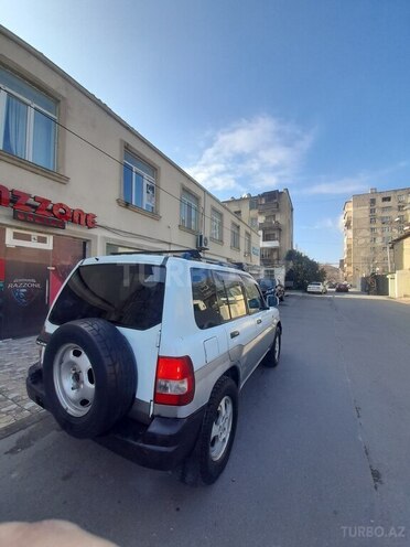 Mitsubishi Pajero io 1998, 300,000 km - 1.8 l - Bakı