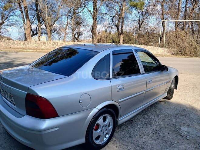 Opel Vectra 2000, 264,000 km - 1.8 л - Tovuz