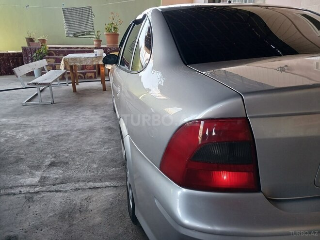 Opel Vectra 2000, 264,000 km - 1.8 л - Tovuz