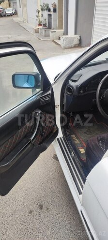 BMW 520 1990, 100,000 km - 2.0 l - Bakı