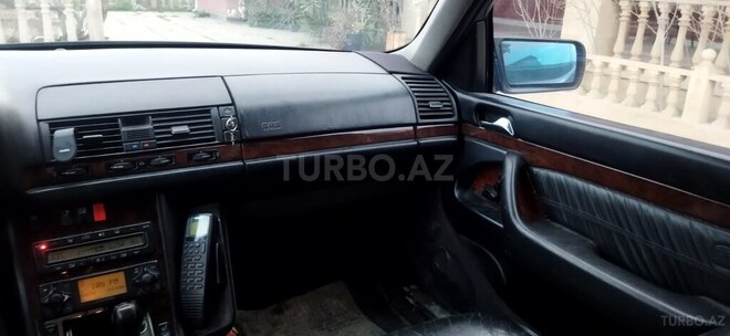 Mercedes E 320 1999, 425,888 km - 3.2 l - Bakı