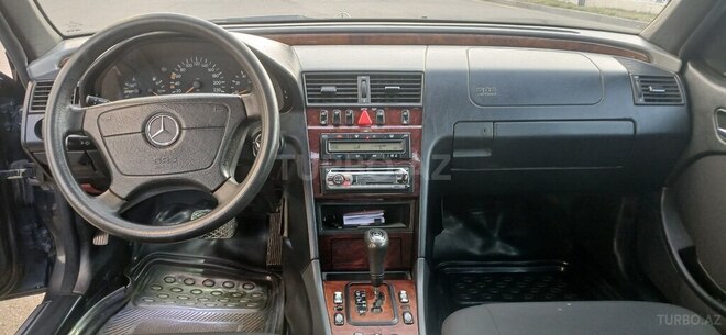 Mercedes C 200 1999, 330,000 km - 2.0 l - Tovuz