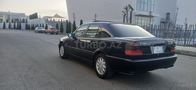 Mercedes C 200 1999, 330,000 km - 2.0 l - Tovuz
