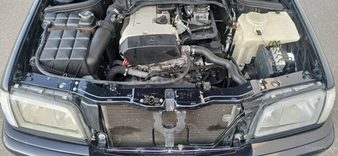 Mercedes C 200 1999, 330,000 km - 2.0 l - Tovuz