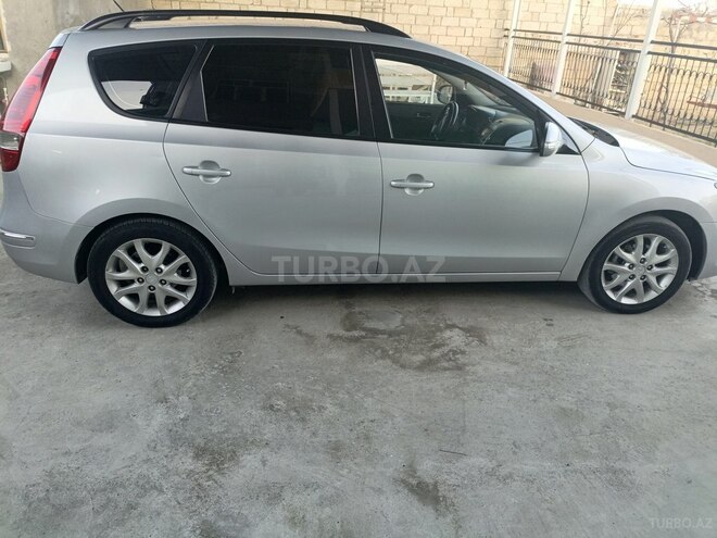 Hyundai i30 2008, 246,000 km - 1.6 l - Mingəçevir