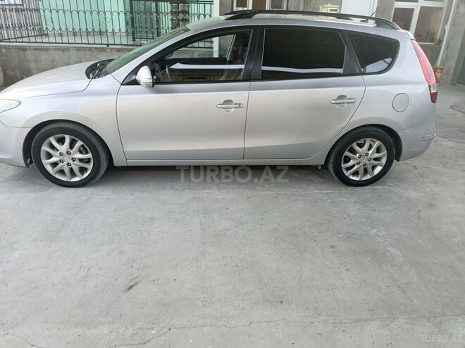Hyundai i30 2008, 246,000 km - 1.6 l - Mingəçevir