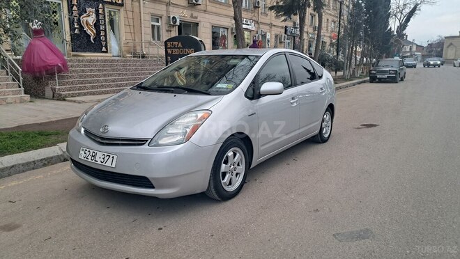 Toyota Prius 2007, 161,000 km - 1.5 l - Salyan