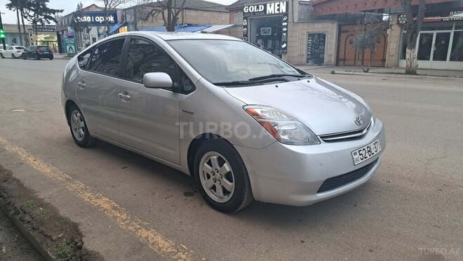 Toyota Prius 2007, 161,000 km - 1.5 l - Salyan