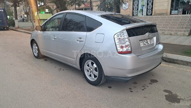 Toyota Prius 2007, 161,000 km - 1.5 l - Salyan