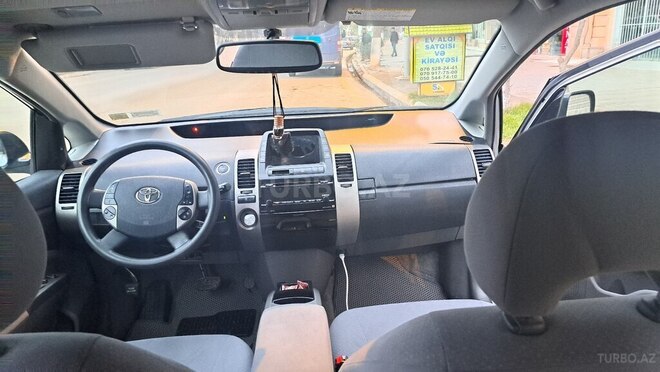 Toyota Prius 2007, 161,000 km - 1.5 l - Salyan