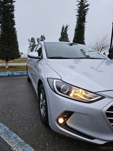 Hyundai Elantra 2016, 127,000 km - 1.6 л - Bakı
