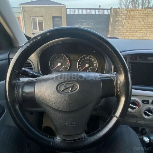 Hyundai Accent 2008, 182,000 km - 1.4 l - Xudat