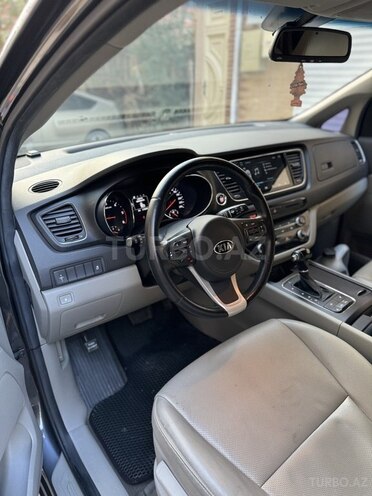 Kia Carnival 2016, 176,000 km - 2.2 l - Bakı