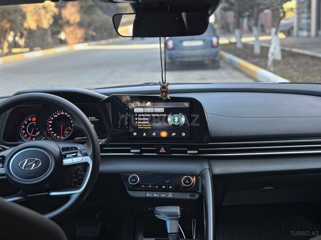 Hyundai Elantra 2022, 31,000 km - 1.6 l - Bakı