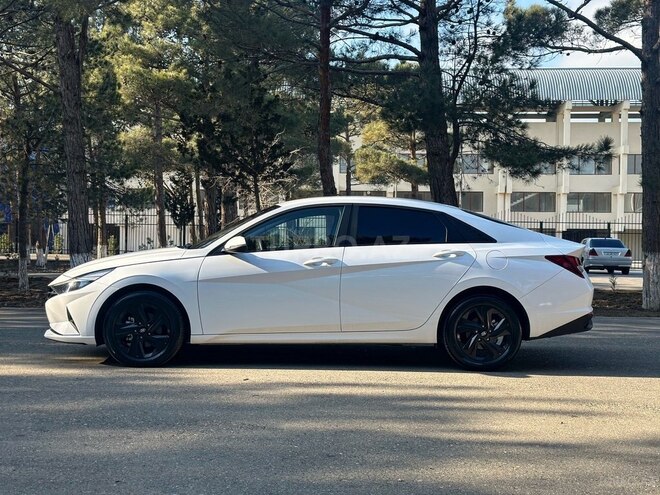 Hyundai Elantra 2022, 31,000 km - 1.6 l - Bakı
