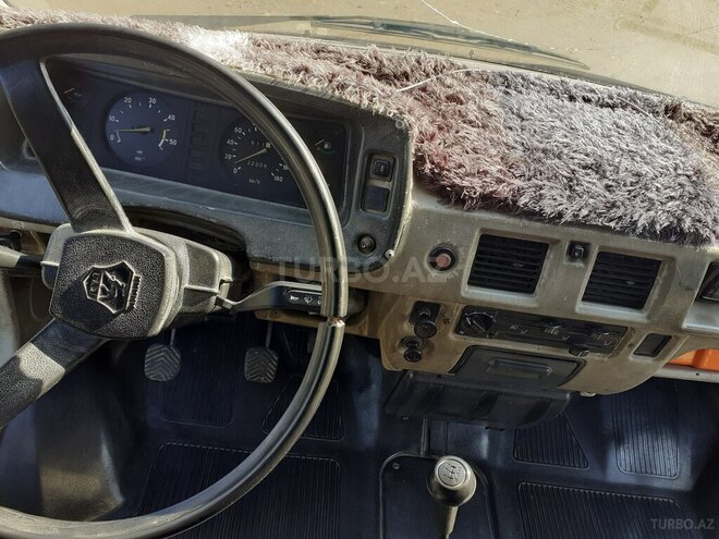 GAZ 32212 1998, 100,000 km - 2.4 l - Lerik